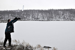 Ice throwing Lapland style