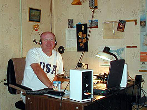 DXing in Vlad's shack