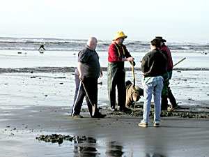 Clam diggers